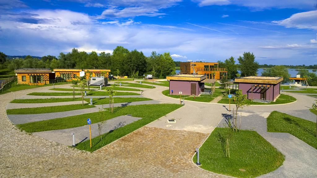 Zagreb Camp Bungalows Rakitje Ruang foto