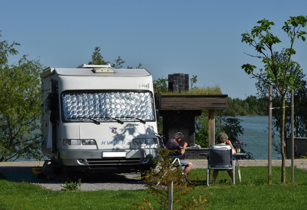 Zagreb Camp Bungalows Rakitje Bagian luar foto
